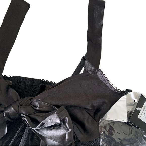 Just Sexy Lingerie Bow Bustier Set with Stockings Small NEW WITH TAGS Retail $87 - Picture 7 of 13